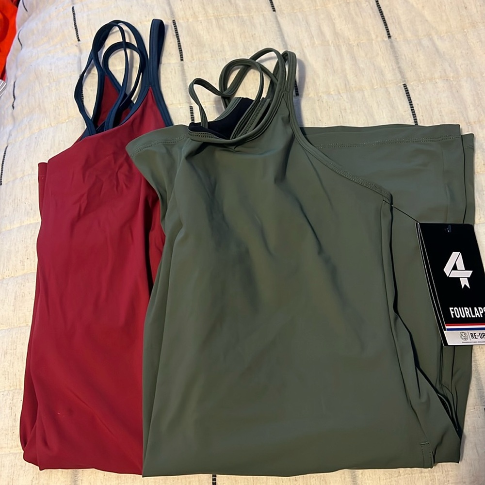 NWT FOURLAPS VITALITY DRESS RED VELVET/MIDNIGHT and THYME